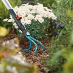 GARDENA Combisysteem Krabber Cultivatior - Werkbreedte 9 Cm - Aanbevolen Steellengte 130 Cm -Tuin-Gereedschap Winkel 1193x1200 4