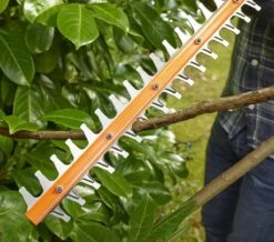 Black & Decker BLACK+DECKER BEHT251-QS Heggenschaar - 450W - 50cm - Gesnoerd -Tuin-Gereedschap Winkel 1200x1060