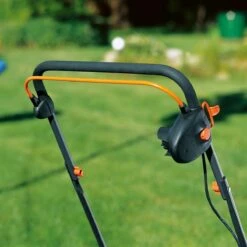 GARDENA EVC 1000 Verticuteermachine - Werkbreedte 30 Cm - Werkgebied 600m2 -Tuin-Gereedschap Winkel 1200x1200 171