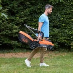 Black & Decker BLACK+DECKER BCMW3318N-XJ Grasmaaier - 18V - 33cm - Excl. Accu & Lader 31 Black & Decker BLACK+DECKER BCMW3318N-XJ Grasmaaier - 18V - 33cm - Excl. Accu & Lader -Tuin-Gereedschap Winkel 1200x1200 217