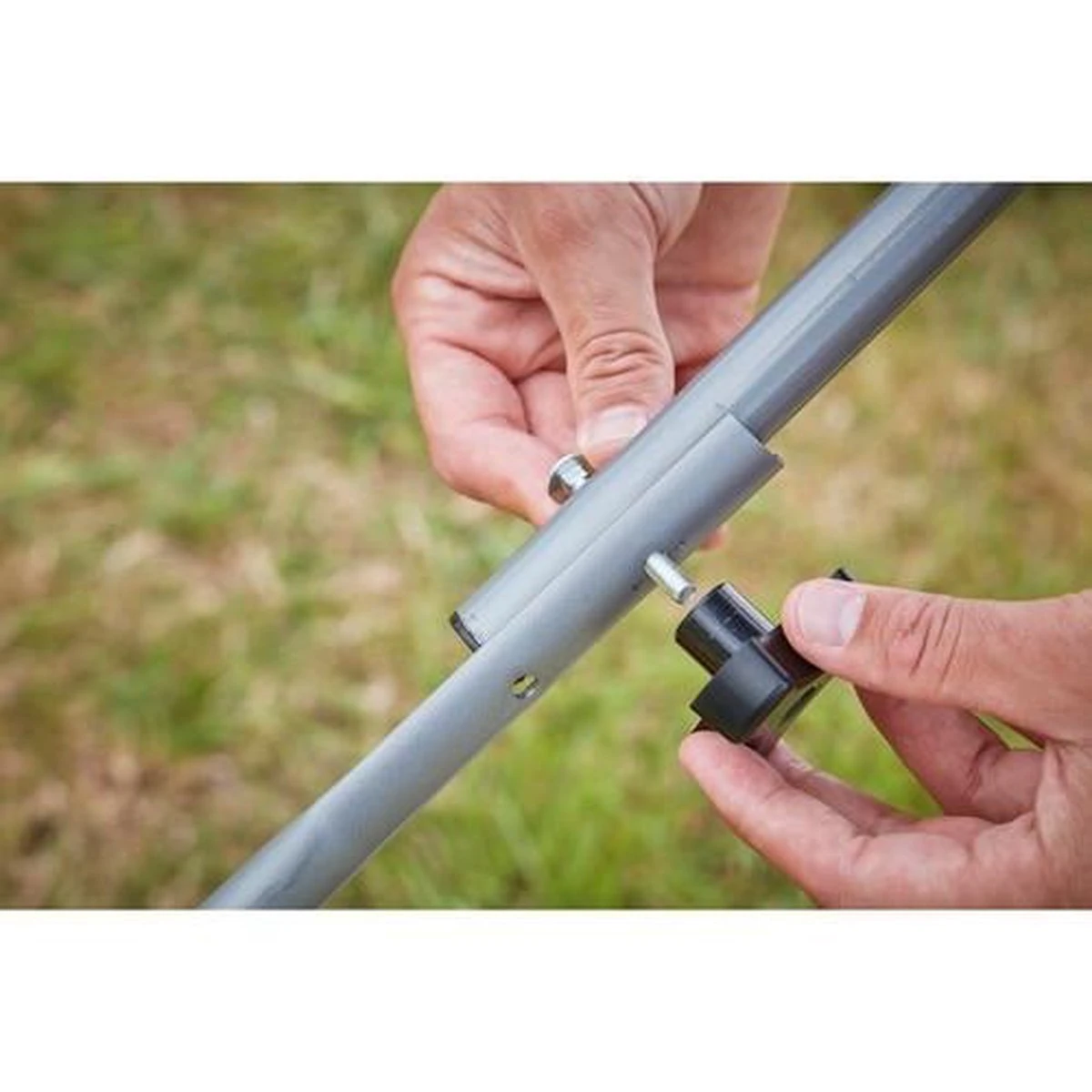 Black & Decker BLACK+DECKER BCMW3318N-XJ Grasmaaier - 18V - 33cm - Excl. Accu & Lader 18 Black & Decker BLACK+DECKER BCMW3318N-XJ Grasmaaier - 18V - 33cm - Excl. Accu & Lader - Afbeelding 16