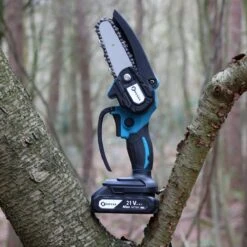 NovarGarden® Mini Kettingzaag NG1 - Met 2x Accu - Takkenzaag - Snoeizaag - Electrisch - Handzaag - Boomzaag - 21V -Tuin-Gereedschap Winkel 1200x1200 407