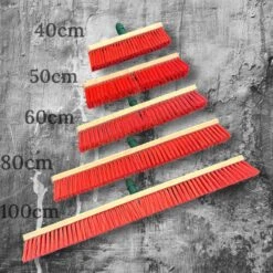 MAUS Classic Bezem Buiten 60cm - Harde PVC Straatbezem Van Hout Met Steel - Made In EU -zeer Robuust -Tuin-Gereedschap Winkel 1200x1200 679