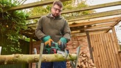 Bosch UniversalChain 18 Kettingzaag - Met 18 V Accu En Lader -Tuin-Gereedschap Winkel 1200x674 4