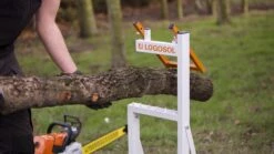 LOGOSOL Smart Holder - Zaagbok - Eenvoudig En Veilig Hout Zagen 12 LOGOSOL Smart Holder - Zaagbok - Eenvoudig En Veilig Hout Zagen -Tuin-Gereedschap Winkel 1200x675 28