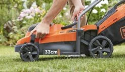 Black & Decker BLACK+DECKER BCMW3318N-XJ Grasmaaier - 18V - 33cm - Excl. Accu & Lader 21 Black & Decker BLACK+DECKER BCMW3318N-XJ Grasmaaier - 18V - 33cm - Excl. Accu & Lader -Tuin-Gereedschap Winkel 1200x689 1