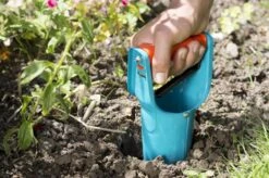 GARDENA Bollenplanter - Diepteaanduiding - Automatische Aardeloslating 15 GARDENA Bollenplanter - Diepteaanduiding - Automatische Aardeloslating -Tuin-Gereedschap Winkel 1200x799 114