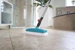 GARDENA Combisysteem - Schrobber - Werkbreedte 30 Cm - Aanbevolen Steellengte 130/150 Cm -Tuin-Gereedschap Winkel 1200x799 130