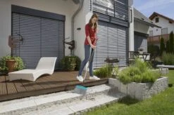 GARDENA Combisystem Terrasbezem - Breedte 32cm - Geadviseerde Steellengte 130cm -Tuin-Gereedschap Winkel 1200x799 132