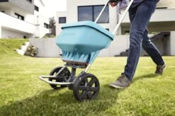 GARDENA Strooiwagen XL Strooikar - 800m2 - 18 Liter 12 GARDENA Strooiwagen XL Strooikar - 800m2 - 18 Liter -Tuin-Gereedschap Winkel 1200x799 79