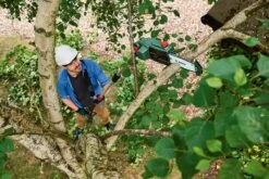 Bosch UniversalHedgePole 18 Heggenschaar Op Steel - Met 18 V Accu En Lader -Tuin-Gereedschap Winkel 1200x800 48