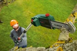 Bosch UniversalHedgePole 18 Heggenschaar Op Steel - Met 18 V Accu En Lader -Tuin-Gereedschap Winkel 1200x800 51