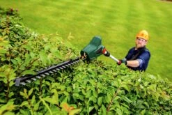 Bosch UniversalHedgePole 18 Heggenschaar Op Steel - Met 18 V Accu En Lader -Tuin-Gereedschap Winkel 1200x800 52