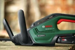 Bosch UniversalHedgeCut 18-55 Heggenschaar - Zonder 18V Accu En Oplader -Tuin-Gereedschap Winkel 1200x800 66