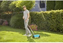 GARDENA Combisysteem Strooiwagen - 40 Cm Strooibreedte - Inhoud 3 Liter - Geschikt Voor 100m² -Tuin-Gereedschap Winkel 1200x823 3