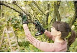 Bosch AdvancedCut 18 Microkettingzaag - Met 1 X 18 V Accu En Lader 15 Bosch AdvancedCut 18 Microkettingzaag - Met 1 X 18 V Accu En Lader -Tuin-Gereedschap Winkel 1200x825 22