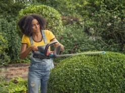 GARDENA - ComfortCut 50/18V-P4A Ready-To-Use Set - Heggenschaar 28 GARDENA - ComfortCut 50/18V-P4A Ready-To-Use Set - Heggenschaar -Tuin-Gereedschap Winkel 1200x899 1