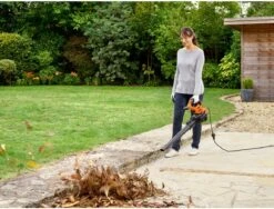 Black & Decker BLACK+DECKER BEBLV300SB-QS Bladblazer - 404 Km/u - 3000W - Zuig-/blaasfunctie - Gesnoerd -Tuin-Gereedschap Winkel 1200x911 5
