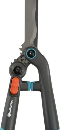 GARDENA - 2 In 1 EnergyCut Heggenschaar - 2.5x Meer Kracht - Totale Lengte 60 Cm -Tuin-Gereedschap Winkel 559x1200