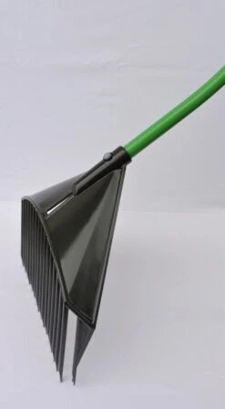 Golden Gark Multihark - Voor Harken, Scheppen En Zeven - Per Stuk – Groen 13 Golden Gark Multihark - Voor Harken, Scheppen En Zeven - Per Stuk – Groen -Tuin-Gereedschap Winkel 661x1200