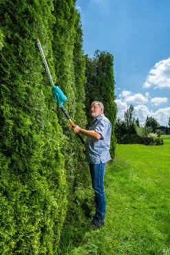 GARDENA - THS 42/18v Accu - Heggenschaar - 42cm - Met Draaibare Kop 9 GARDENA - THS 42/18v Accu - Heggenschaar - 42cm - Met Draaibare Kop -Tuin-Gereedschap Winkel 799x1200 24