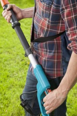 GARDENA - TCS 720/20 Kettingzaag - Max Bereik 4.40m 15 GARDENA - TCS 720/20 Kettingzaag - Max Bereik 4.40m -Tuin-Gereedschap Winkel 800x1200 35