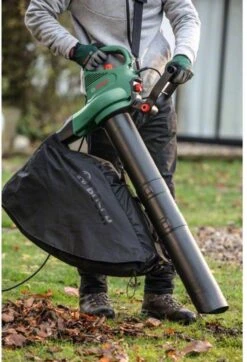 Bosch UniversalGardenTidy 2300 Bladblazer - Op Snoer - 2300 W 19 Bosch UniversalGardenTidy 2300 Bladblazer - Op Snoer - 2300 W -Tuin-Gereedschap Winkel 819x1200
